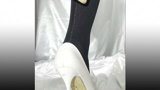 4K - White Stilettos & Sliver Seamed Tights