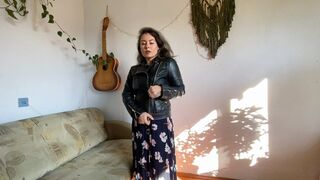 zippering leather jacket