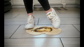 Guess Sneakers Banana Wrap Crush