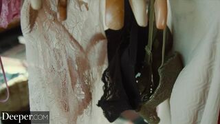 Deeper. Lily Labeau Shows Him Technology Free Fun