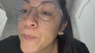 Mouth inspection and lipstick test