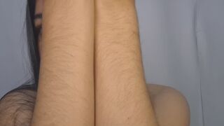 Natural Latina – Worship My Fuzzy Arms