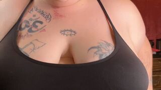 giantess mandi eats a village