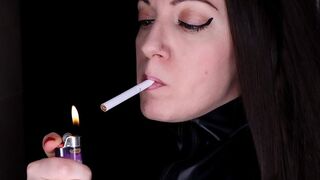 SMOKING IN LATEX 2