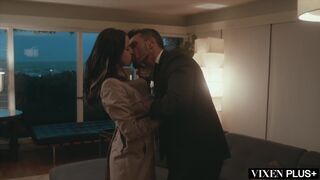 Глубже. Сногсшибательная красотка Evelin преподнесла сюрприз на первом свидании