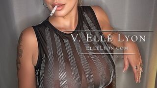 Elle Lyon Has Instructions For You