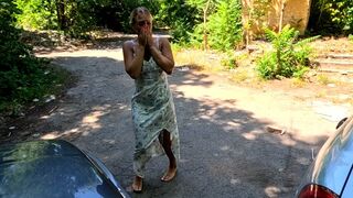 Helga gets into a car crash because of her high heels