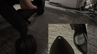 Sticky heels