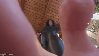 View from the floor of Madam Giantess VR4K