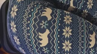 Melove super sexy butt in really tight pants