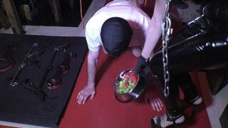 I crush your food and you must eat every thing! WMV