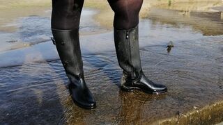 Under the ice it's deep for my wellingtons