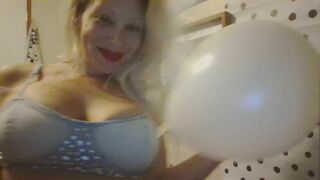 POPPING Balloons on my body with Summer