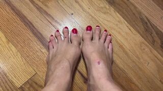 Nail Goddess - long nails - natural nails - sharp nails - high arched feet - calluses - scratching - nail dom - foot worship - bike shorts