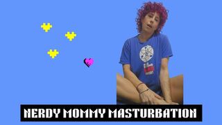 Nerdy mommy masturbation