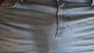 Ballbusting in Christain loubouti