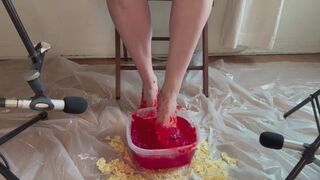 Giantess stomps tiny man into Jello
