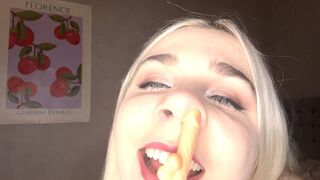Fuck my nostrils DEEP
