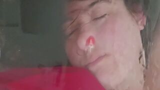 help this mermaid wake up this morning