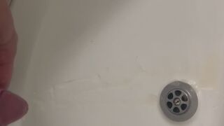 Cum, Pee in Sink