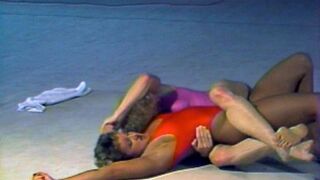 Who's the Best Bodybuilder - Toni Dee and Jean