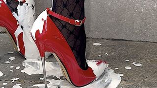 Breaking in my new red 16cm Heels MP4