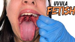 Exploring My Uvula with Latex Gloves
