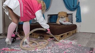 Mila - The Cheerleader