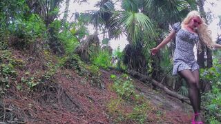 Summer Monroe gets lost and falls in REAL Quicksand