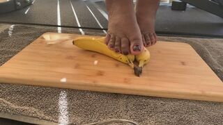TEAL REVEL - Energizing Banana Smoothie Sploshing ASMR: Exclusive Domme Recipe for Obedient Subs Craving Crush
