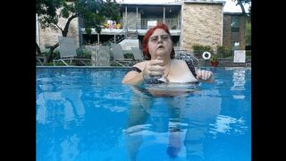 Nurse Vicki and Handsome Harry Are Having Fun Kissing in the Pool! mp4
