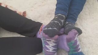 Feet vs Feet"
