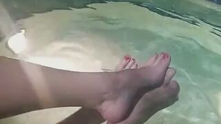 Jacuzzi Footsie