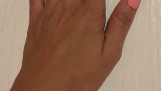 Hands stretching (Custom)
