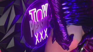 violette sissy anal sextoy