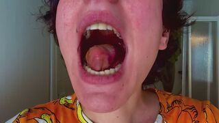 Dirty mouth showing