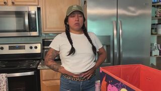 Goddess Lust in Sultry Burps & Grocery Unpacking – Bloated & Gassy with Ass in Jeans, Housewife, and ASMR