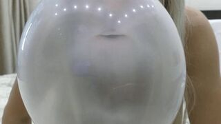 I like to cum big to bubbles MP4 HD 720p
