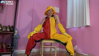 Farmerrain Rainwear Unbox – Vinyl Pinafores, Southwest, Mittens & Wet Fantasy - MP4