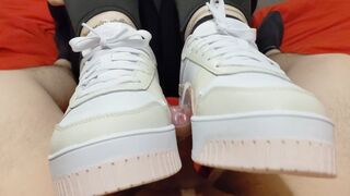 Schuhjob mit neuen Puma Sneaker POV