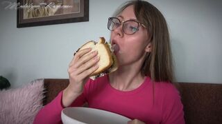 Tuna Sandwich Bloated Belly and Burping 4K: Madalynn eats a thick tuna sandwich and has a soda which bloats her up, and gives her BIG bassy burps to rip for you