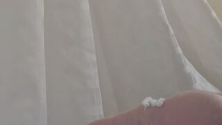 Creamy Caress: Sensual Foot Lotioning Up Close????????????