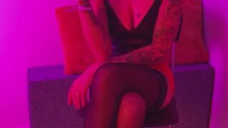 Fetish fantasies with Solesmad : A Night out with your friends ends up at a QOS MILF´S house FOOTJOB´S - HAND JOB -BLOWJOB´S - CUMSHOT - PANTYHOSE -QOS - MILF