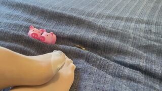 ASMR nylon