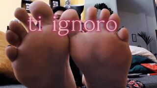 OLD BUT GOLD ti ignoro mentre mi guardi le piante dei piedi