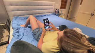 Watching Porn Buttplug and masturbations