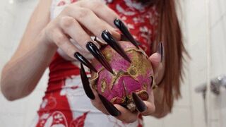 Extra long nails dragon fruit crushing (small4phone)
