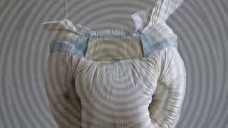 Diaper Hanging Wedgie (Bouncing Haze)
