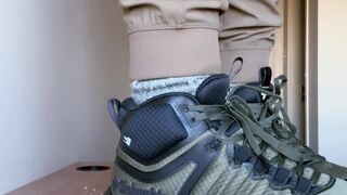 Banana and Pasta crush - Columbia Escape Thrive Titanium hiking boots