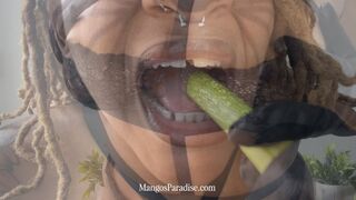 Mrs. Whiskers’ Mindfuck Feast – Chewing ASMR, Food Play, Gooning, Mouth Fetish, Tit Worship (Temptress Mango)